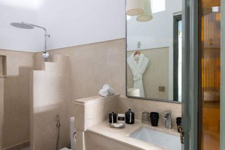 Riad Laz Mimoun · Riad Marrakech Medina Morocco · OFFICIAL· Bathroom